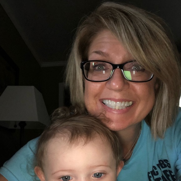 Meet your Posher, Cinnie - Picture 1 of 1